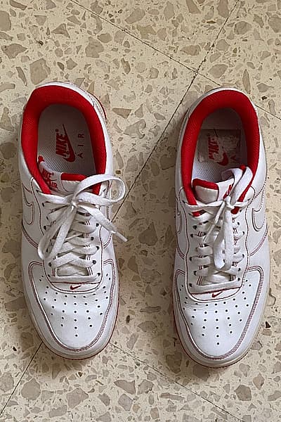Nike Air Force 1 '07 Stitch in White/University Red by Nike — pre-loved on Thrifted.mt