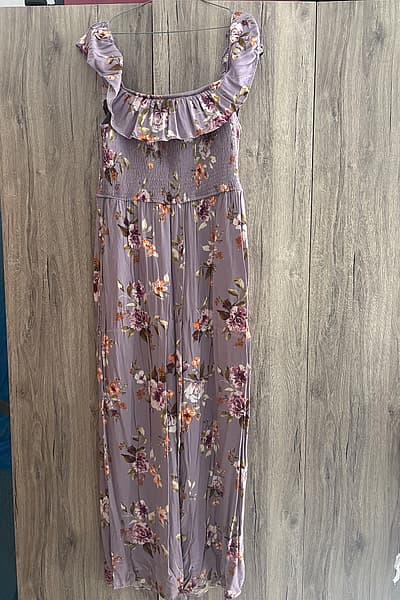 Floral Ruffle Off-Shoulder Jumpsuit — pre-loved on Thrifted.mt