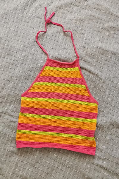 Summer top size M. like new by Sinsay — pre-loved on Thrifted.mt