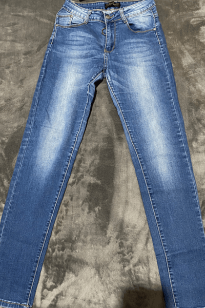 Classic Blue Denim Jeans — pre-loved on Thrifted.mt