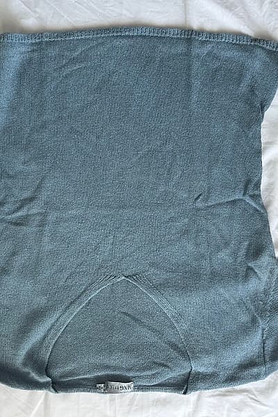 Blue knitted short sleeve top by Mango — pre-loved on Thrifted.mt