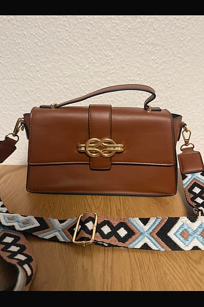 New Tan Handbag with Patterned Strap — pre-loved on Thrifted.mt
