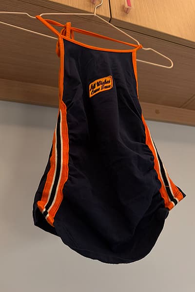 Navy Orange Ruched Halter Top — pre-loved on Thrifted.mt