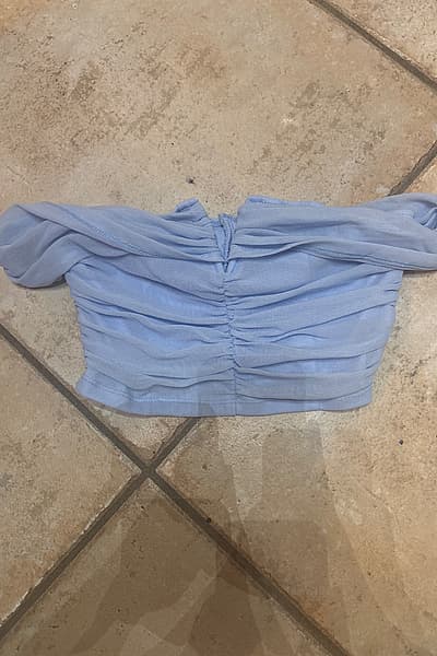 Blue ruched off-shoulder top by SHEIN — pre-loved on Thrifted.mt
