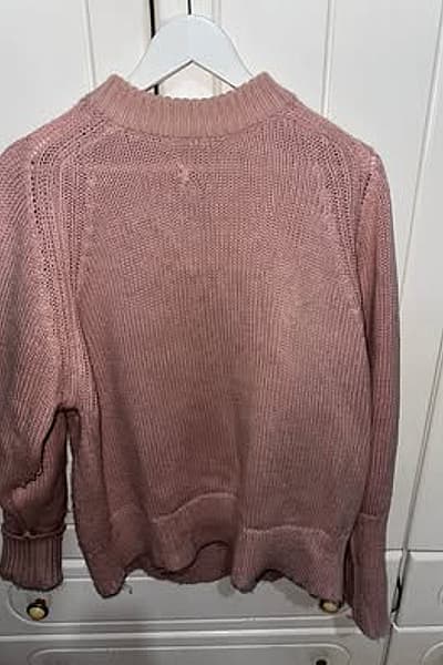 Selection of Knitted Jumpers Bundle by Asos, Bershka and Mango — pre-loved on Thrifted.mt
