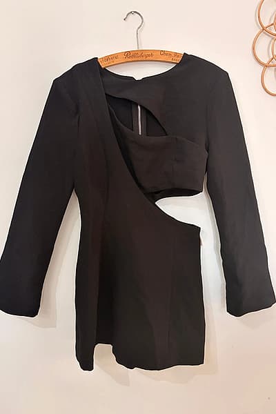 Casual Black Dress ZARA - Size S — pre-loved on Thrifted.mt