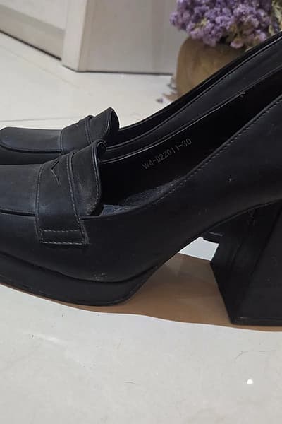 Black Block Heels by Fashion & Bella — pre-loved on Thrifted.mt