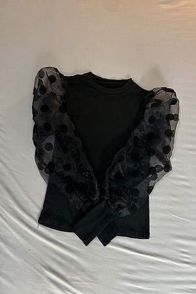 Black top with sheer sleeves — pre-loved on Thrifted.mt