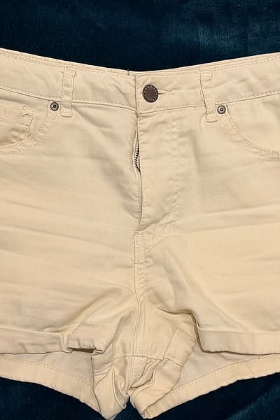 Cream Denim Shorts — pre-loved on Thrifted.mt