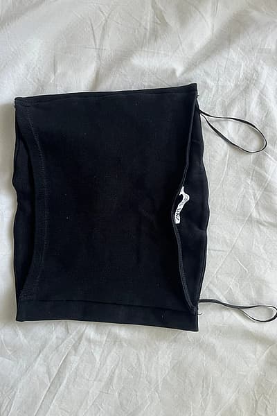 Black Ribbed Strapless Tube Top by Zara — pre-loved on Thrifted.mt
