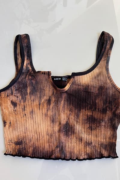 Ribbed Tie-Dye Crop Top by SHEIN — pre-loved on Thrifted.mt