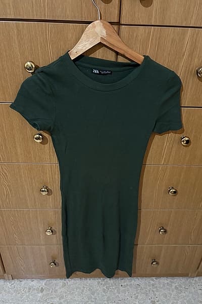 Ribbed Green Mini Dress — pre-loved on Thrifted.mt
