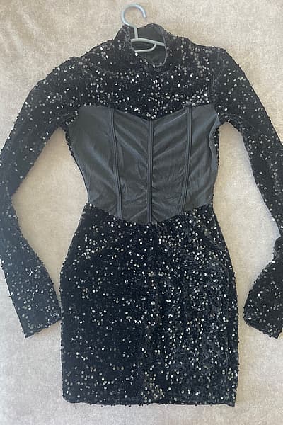 Black sequin mesh corset dress — pre-loved on Thrifted.mt