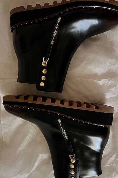 Liu Jo Brown Ankle Boots by Liu Jo — pre-loved on Thrifted.mt
