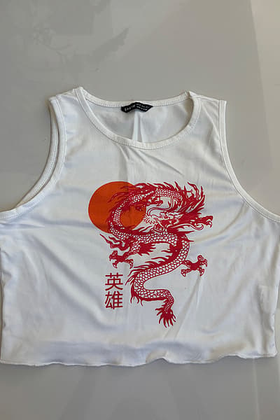 Dragon Print Crop Tank Top by SHEIN — pre-loved on Thrifted.mt