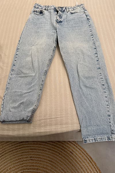 Light Wash Trendyol Denim Jeans by Trendyol — pre-loved on Thrifted.mt