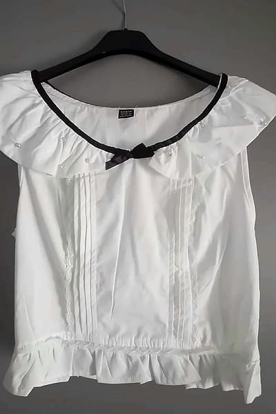White Frill Pearl Detail Top by SHEIN — pre-loved on Thrifted.mt