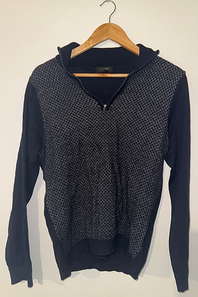 Ellemme Italia Blue Patterned Zip-Neck Sweater by Ellemme — pre-loved on Thrifted.mt