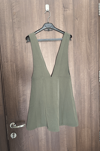Khaki V-Neck Button Pinafore Dress — pre-loved on Thrifted.mt