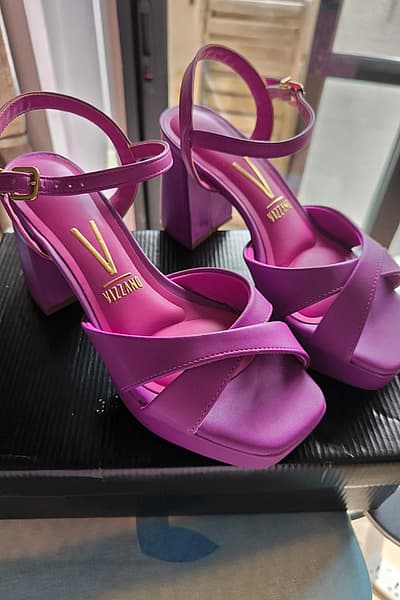 Vizzano magenta platform block heels by Vizzano — pre-loved on Thrifted.mt