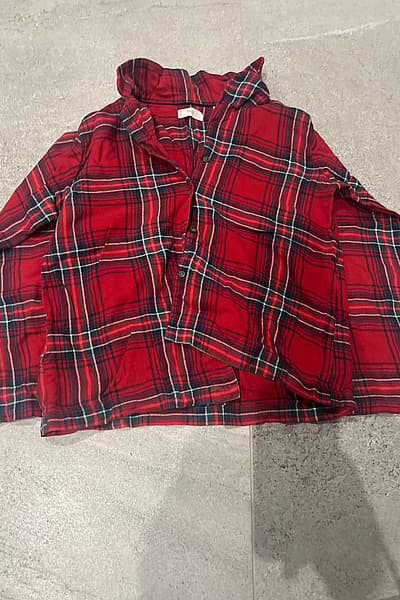 Red plaid flannel shirt by MNG — pre-loved on Thrifted.mt