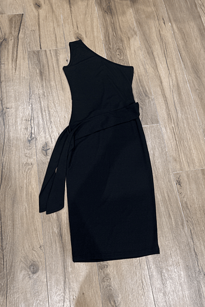 Black One Shoulder Mini Dress by Shein — pre-loved on Thrifted.mt