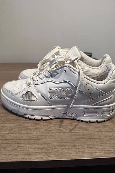 Sneakers Fila 38eu by Fila — pre-loved on Thrifted.mt