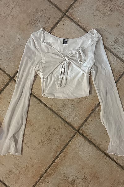 White Tie Front Long Sleeve by Shein — pre-loved on Thrifted.mt