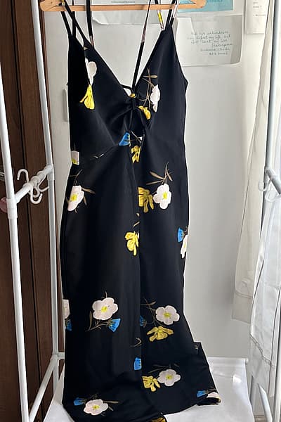 Black Floral Midi Jumpsuit by Topshop — pre-loved on Thrifted.mt
