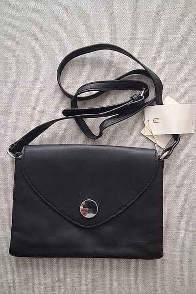 Nat & Nin Paris leather should bag by Nat & Nin — pre-loved on Thrifted.mt