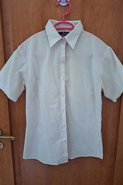Premier Pink Short Sleeve Poplin Shirt by Premier — pre-loved on Thrifted.mt
