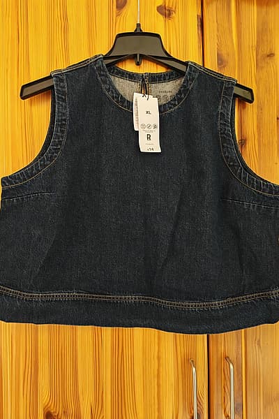 Brand new Primark Dark wash denim sleeveless top by Primark — pre-loved on Thrifted.mt
