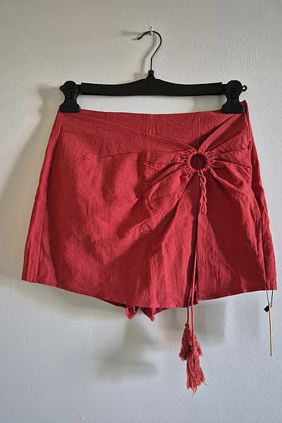 Shein new with tag! skirt with internal pants Size L by SHEIN — pre-loved on Thrifted.mt