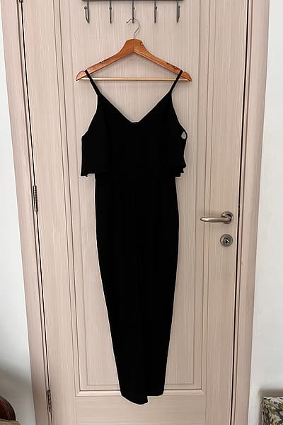 Topshop Black Topshop Jumpsuit by Topshop — pre-loved on Thrifted.mt