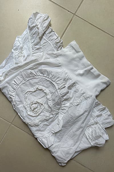 White Ruffled Cotton Skirt — pre-loved on Thrifted.mt