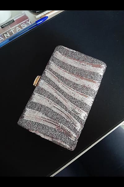 Sparkling Sequin Evening Clutch Bag by MUY — pre-loved on Thrifted.mt