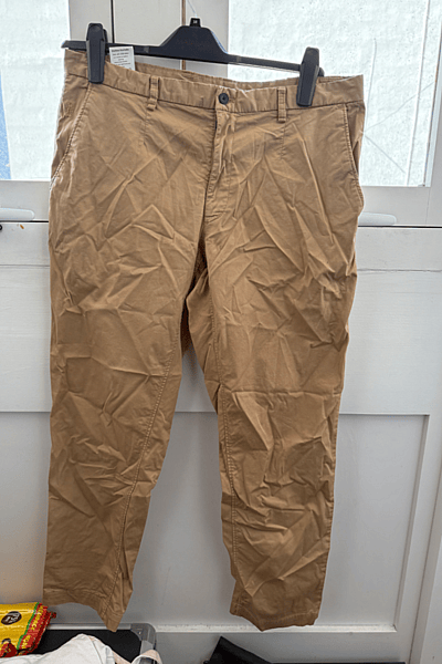 Contemporary Fit Chino Trousers — pre-loved on Thrifted.mt