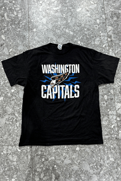 Washington Capitals Graphic T-shirt by Delta Apparel — pre-loved on Thrifted.mt