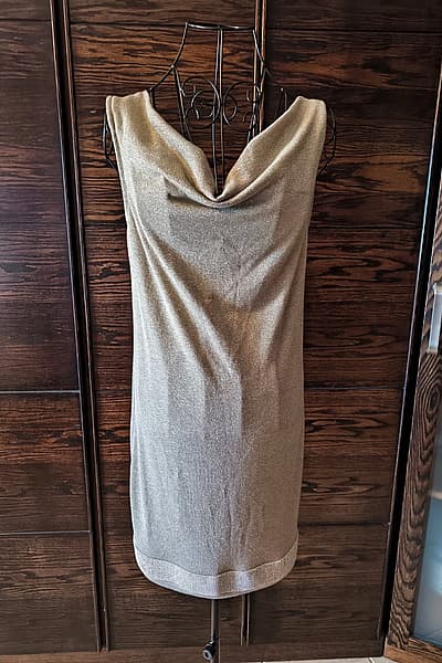 Sparkly metallic draped knit blouse — pre-loved on Thrifted.mt
