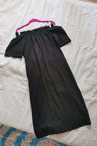 DKNY Black Off-Shoulder Dress Linen by DKNY — pre-loved on Thrifted.mt