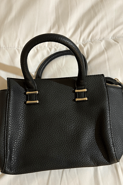 Black Textured Faux Leather Handbag by Kiabi — pre-loved on Thrifted.mt