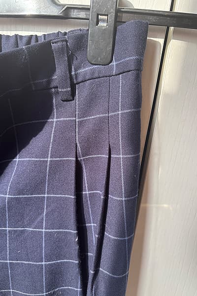 Checkered/ Gingham Navy blue trousers  — pre-loved on Thrifted.mt