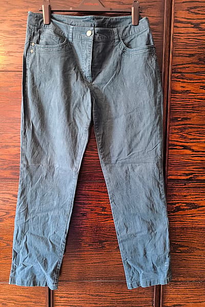 C&A Green Casual Trousers by C&A — pre-loved on Thrifted.mt