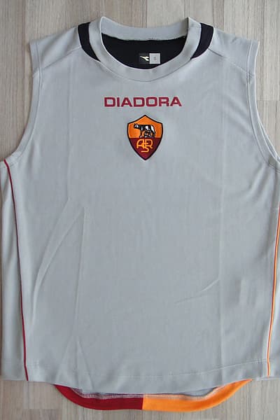 AS Roma sleeveless training kit 2006-07 by Diadora — pre-loved on Thrifted.mt