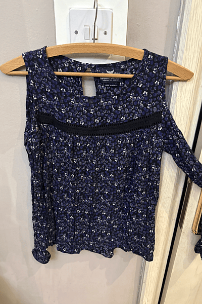 Floral Cold Shoulder Blue Top by Superdry — pre-loved on Thrifted.mt