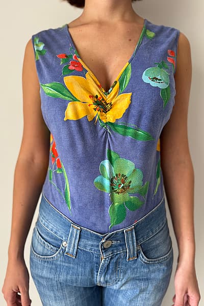 Floral Pattern Sleeveless Bodysuit — pre-loved on Thrifted.mt