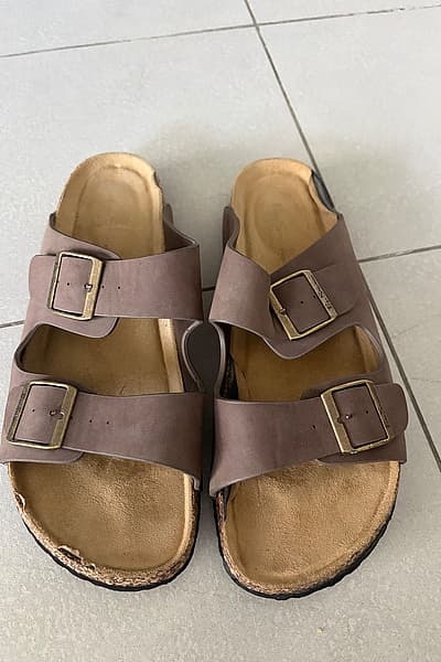 Ben Sherman brown slip-on sandals by Ben Sherman — pre-loved on Thrifted.mt