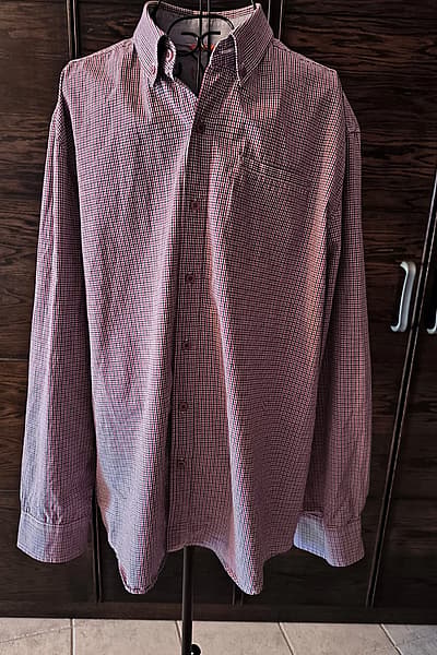 Button-down checked long-sleeve shirt by Trait — pre-loved on Thrifted.mt