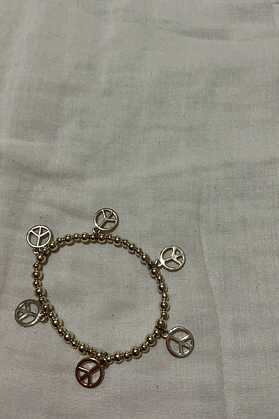 Gold Beaded Peace Charm Bracelet — pre-loved on Thrifted.mt