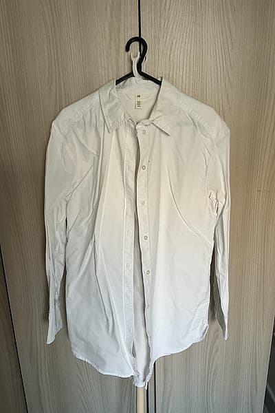 Classic white button-up shirt by H&M — pre-loved on Thrifted.mt